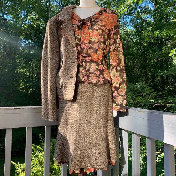 ANN TAYLOR LOFT Tweed Suit - Picture 2 of 16